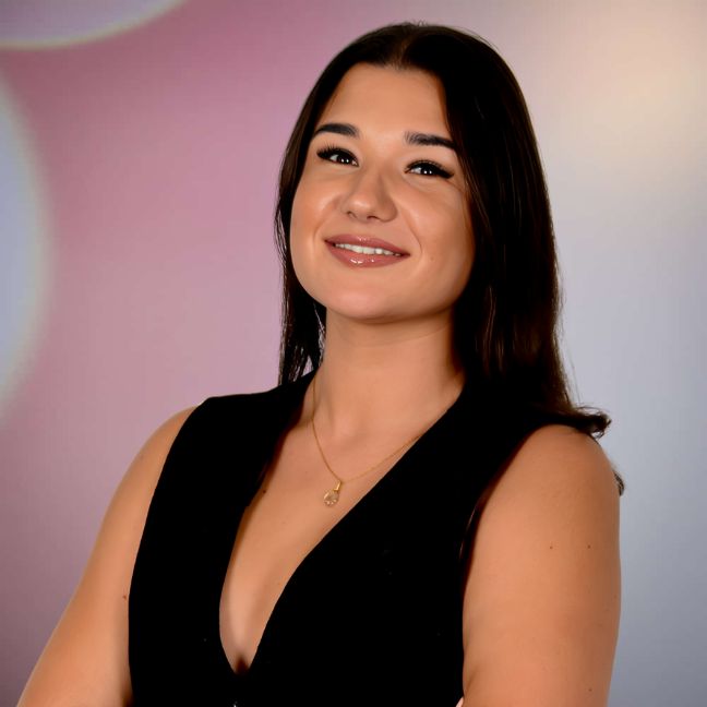 Maria Martinez Quadrat 2000X2000px