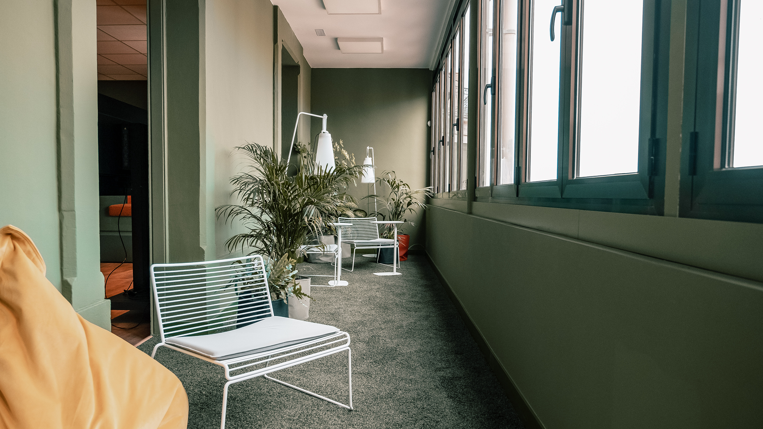 View of the green internal terrace of the isolutions office